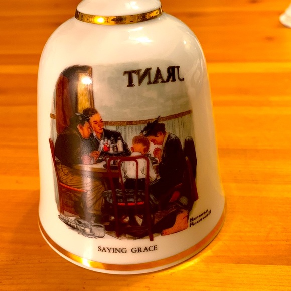 Norman Rockwell “Saying Grace” collectable Bell 1976, EUC - Picture 1 of 9